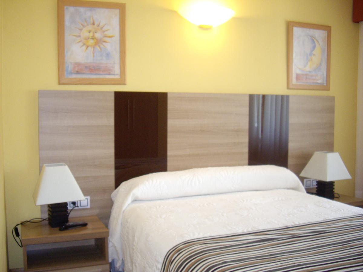 Hotel Penagrande Cangas De Narcea Exterior foto