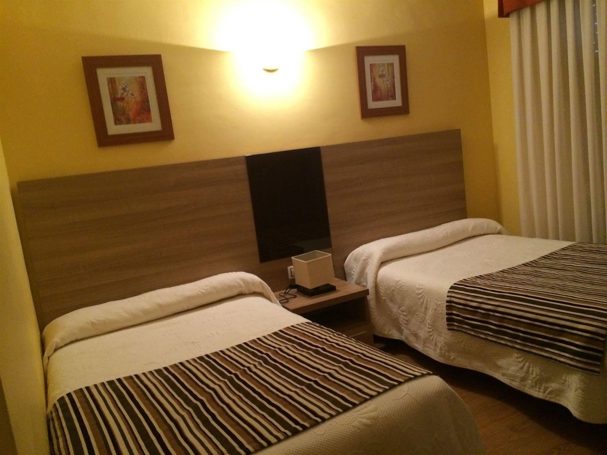 Hotel Penagrande Cangas De Narcea Exterior foto